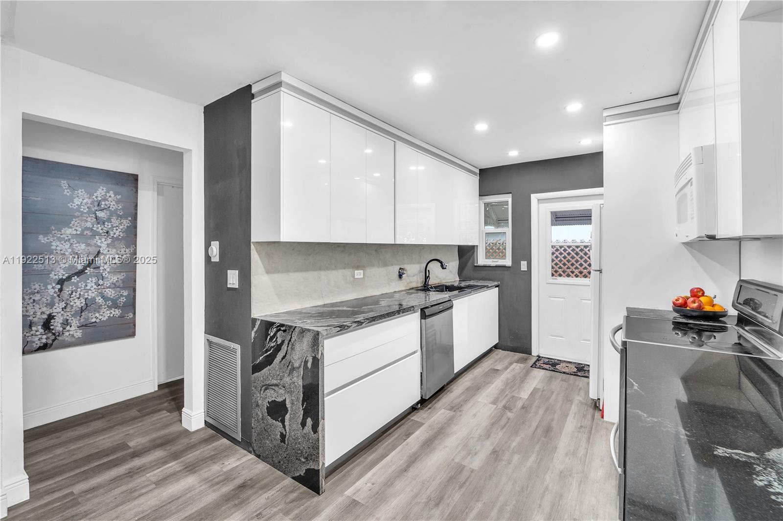 OVERBROOK SHORES NO-2 - Residential