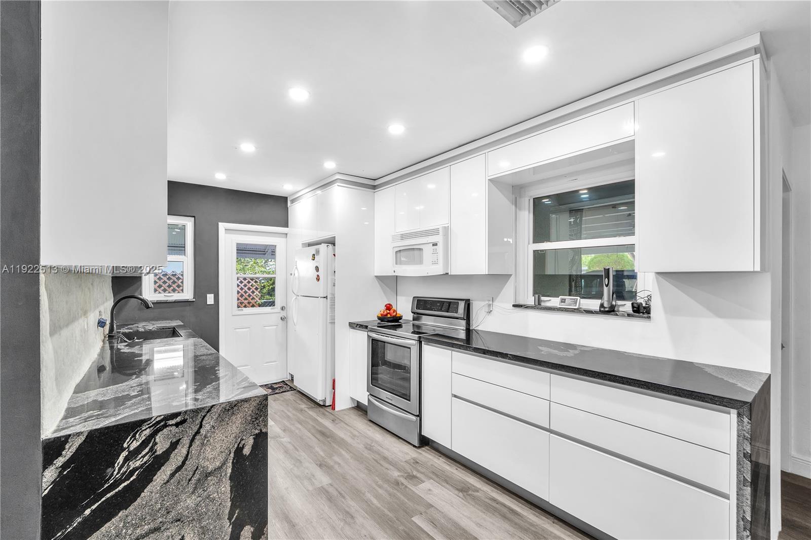 OVERBROOK SHORES NO-2 - Residential