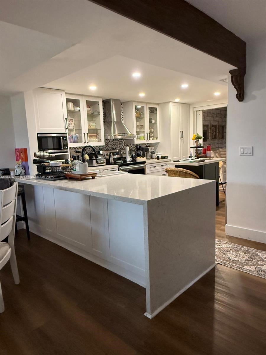 COSTA DEL SOL CONDO A - Residential