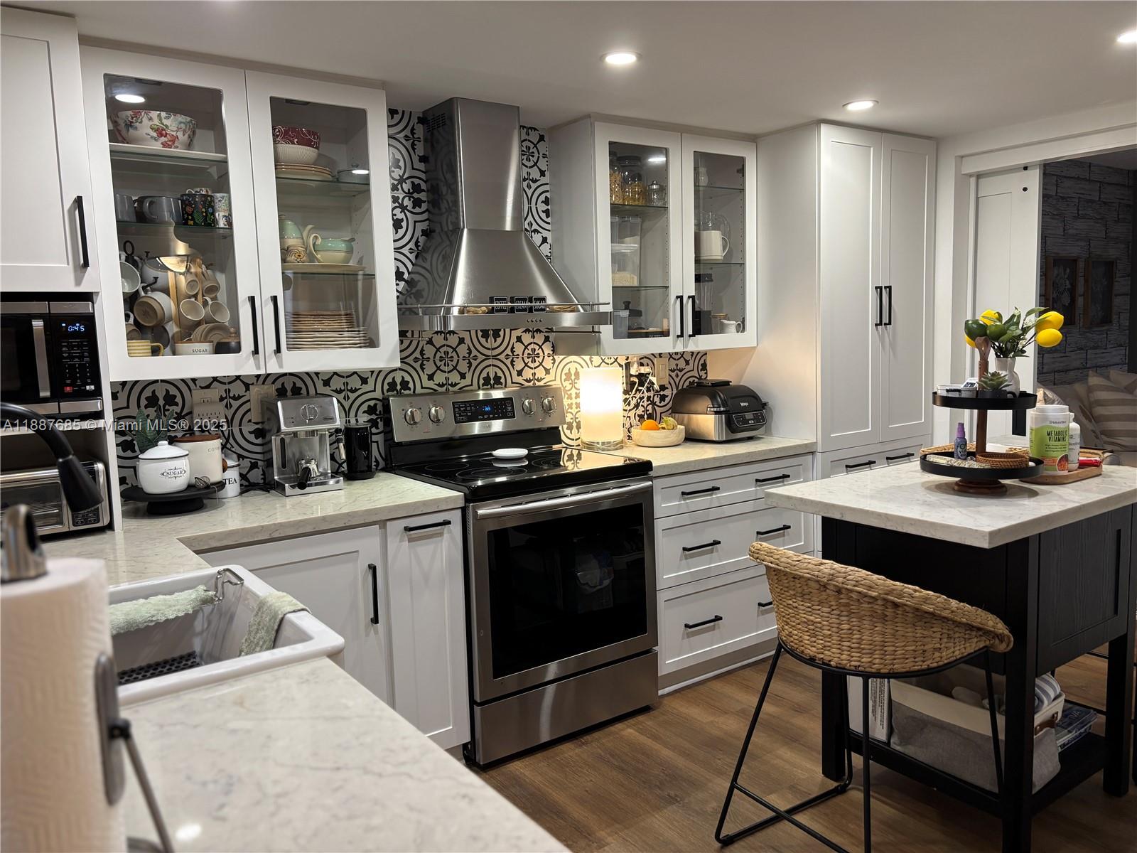 COSTA DEL SOL CONDO A - Residential