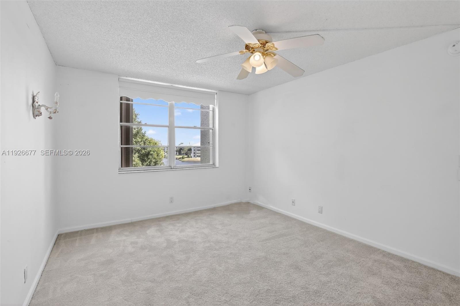 POINCIANA 10 PINE ISLAND - Residential