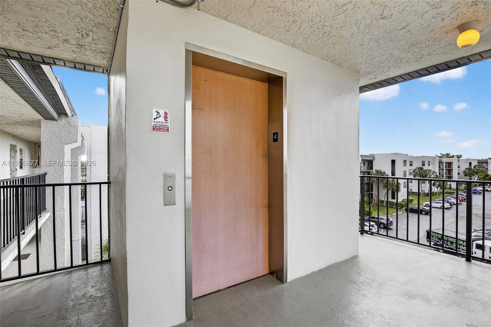 POINCIANA 10 PINE ISLAND - Residential