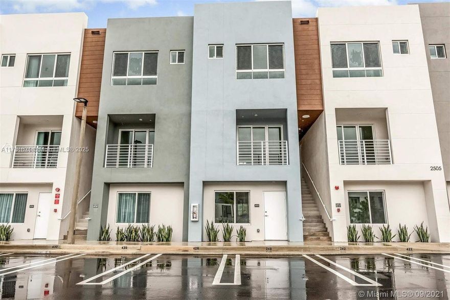 Aventura Village, completed in 2020, features spacious split-level, contemporary townhomes centrally located near Aventura, on W. Dixie Highway. This beautiful unit features an open kitchen floor plan with center island, stainless steel appliances, soft-close cabinets and split living and dining areas for extra comfort. Bedrooms are located on the second level, along with a comfortable den/home-office space, and convenient full-size washer and dryer units upstairs. This residential complex is fenced with gated entry for extra security, while the community pool adds just the right touch for weekends at home.  
This lovely unit is perfect for an end-user or an investor, as it is currently leased. No assessments. Low monthly maintenance.