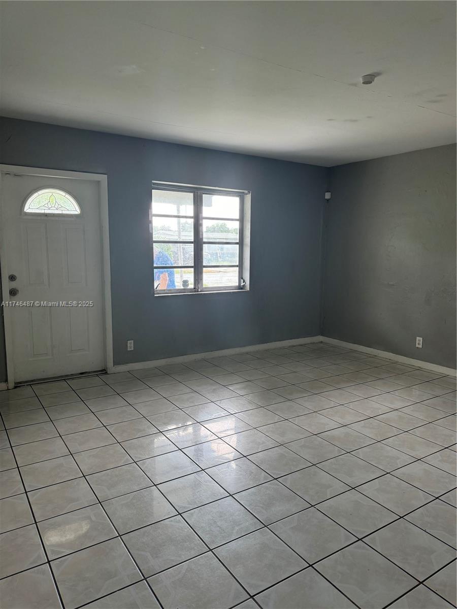 LAUDERDALE MANORS AMD PLA - Residential