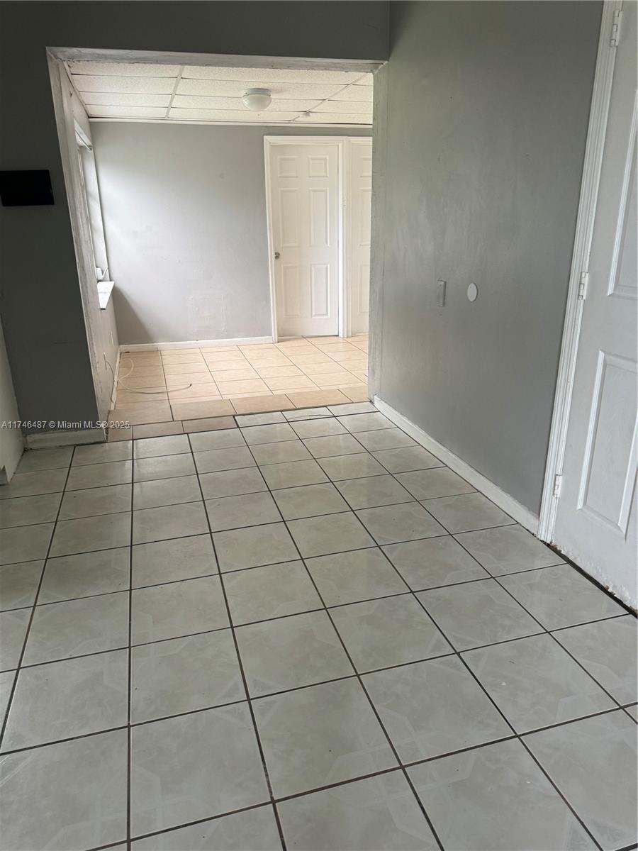 LAUDERDALE MANORS AMD PLA - Residential