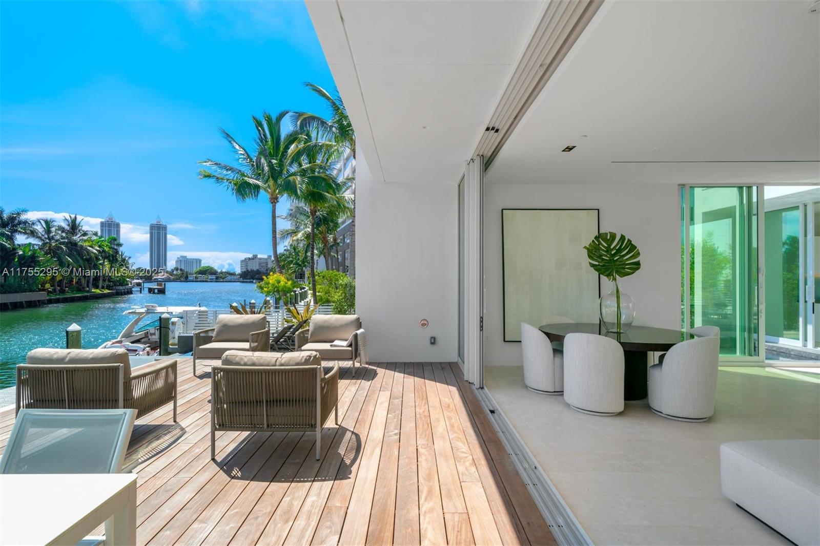 1011 W 48th St - The Ritz Carlton Miami Beach