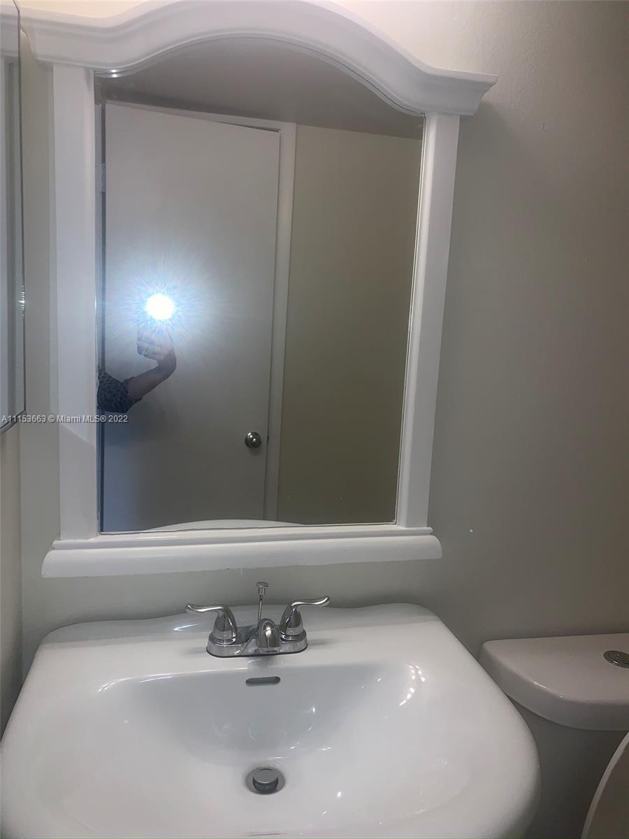 PARKWAY GROVE CONDO PART - Residential