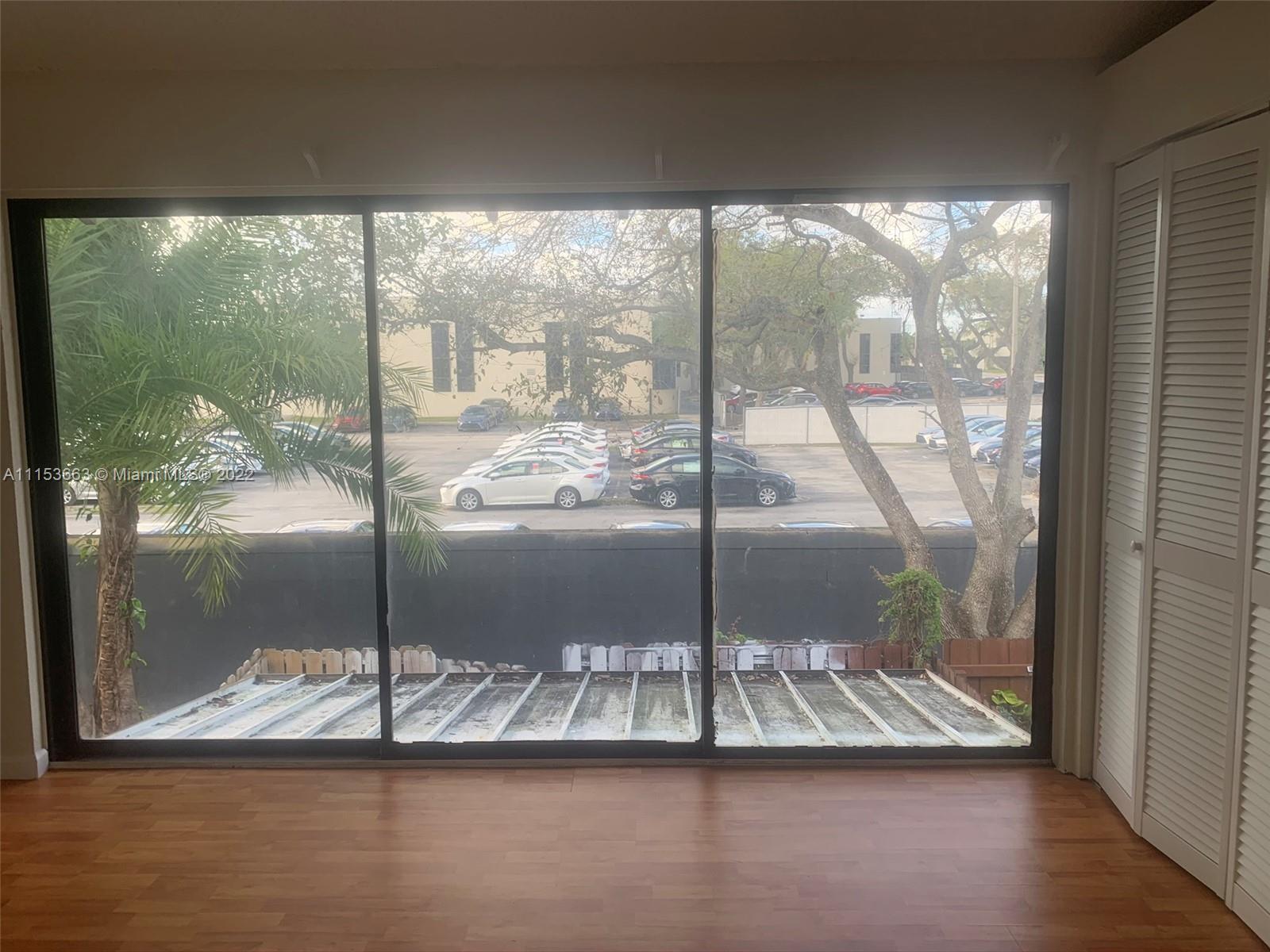 PARKWAY GROVE CONDO PART - Residential