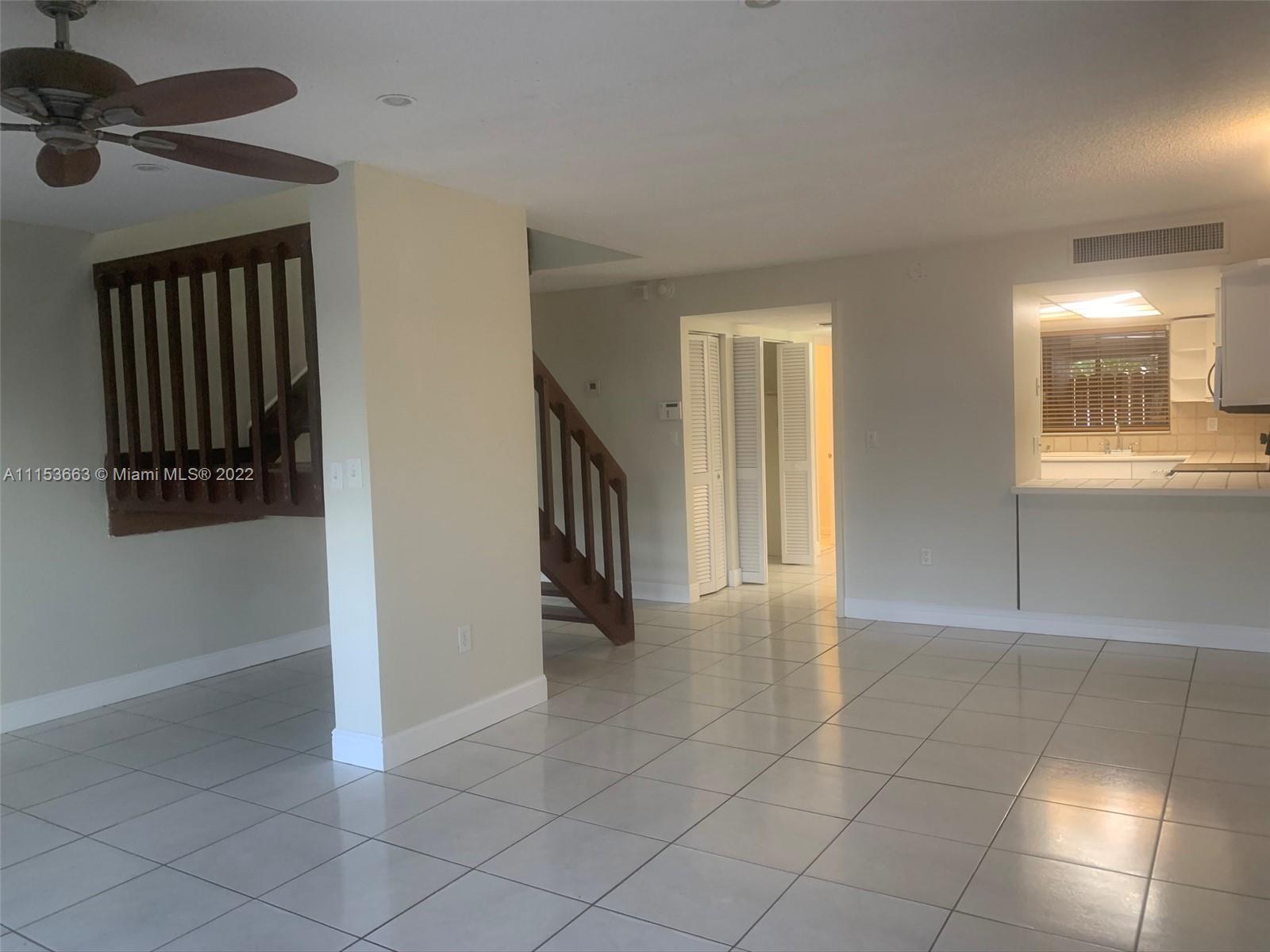 PARKWAY GROVE CONDO PART - Residential