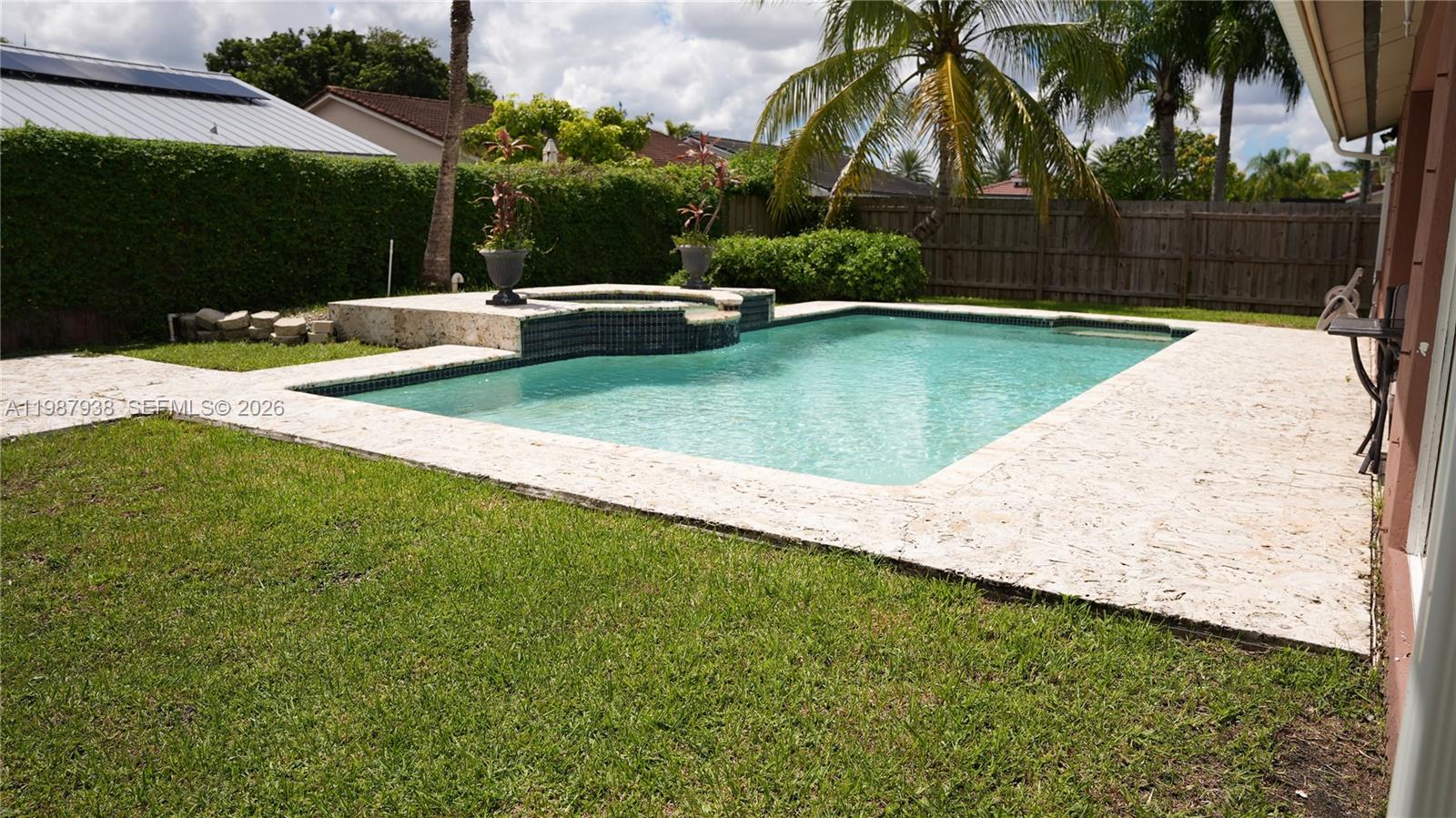 LUZ ESTELA SUB - Residential