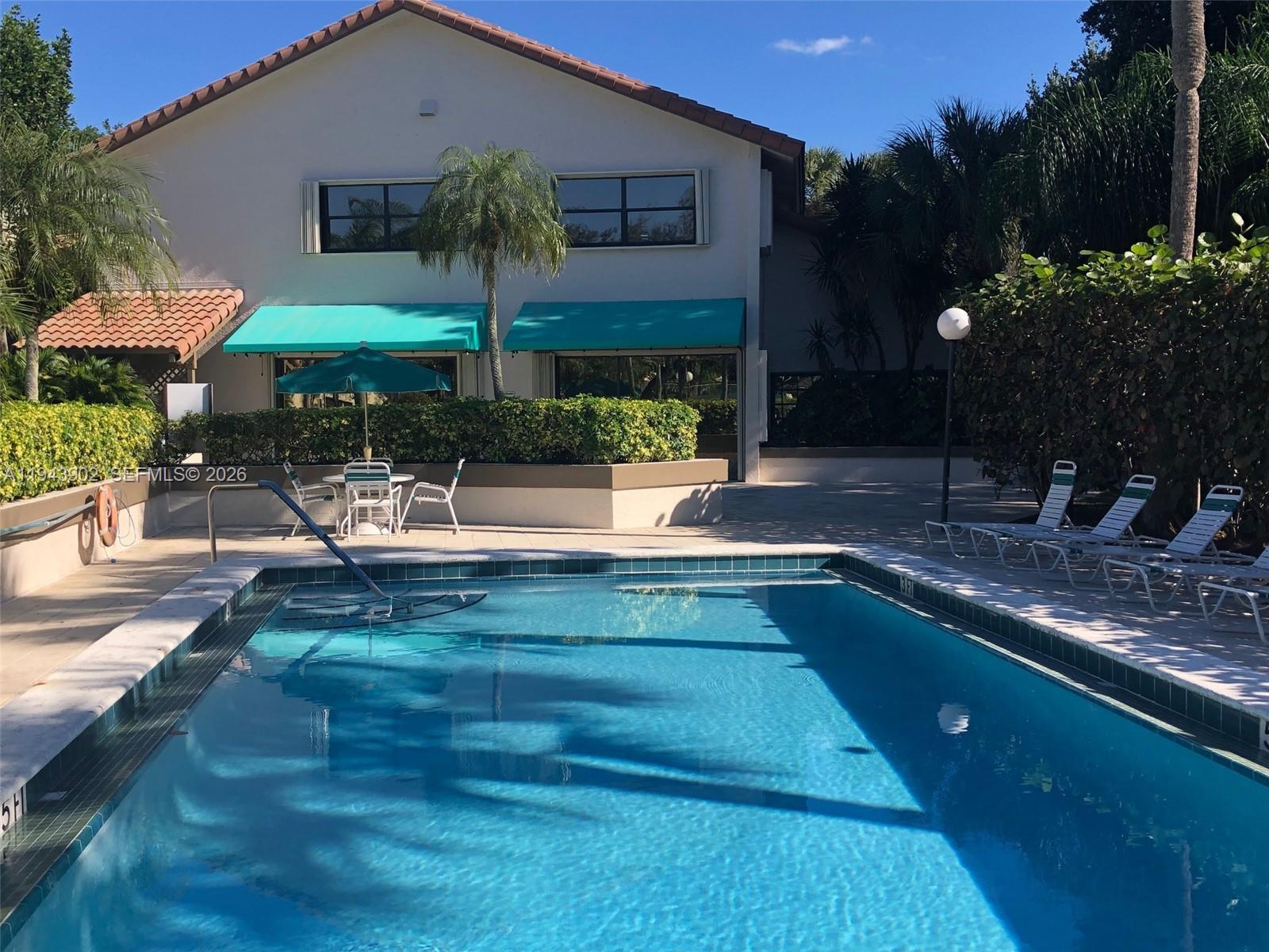 KINGS COURT WEST - Residential Lease