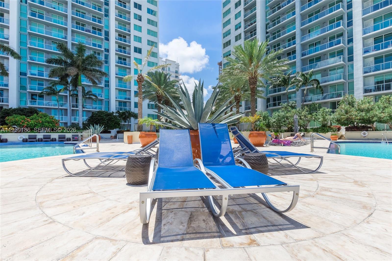 VIZCAYNE NORTH CONDO - Residential Lease