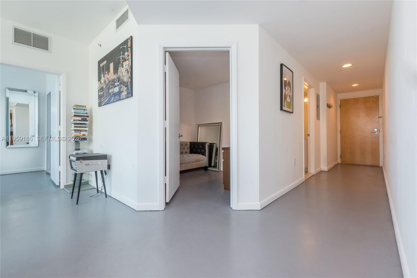 VIZCAYNE NORTH CONDO - Residential Lease