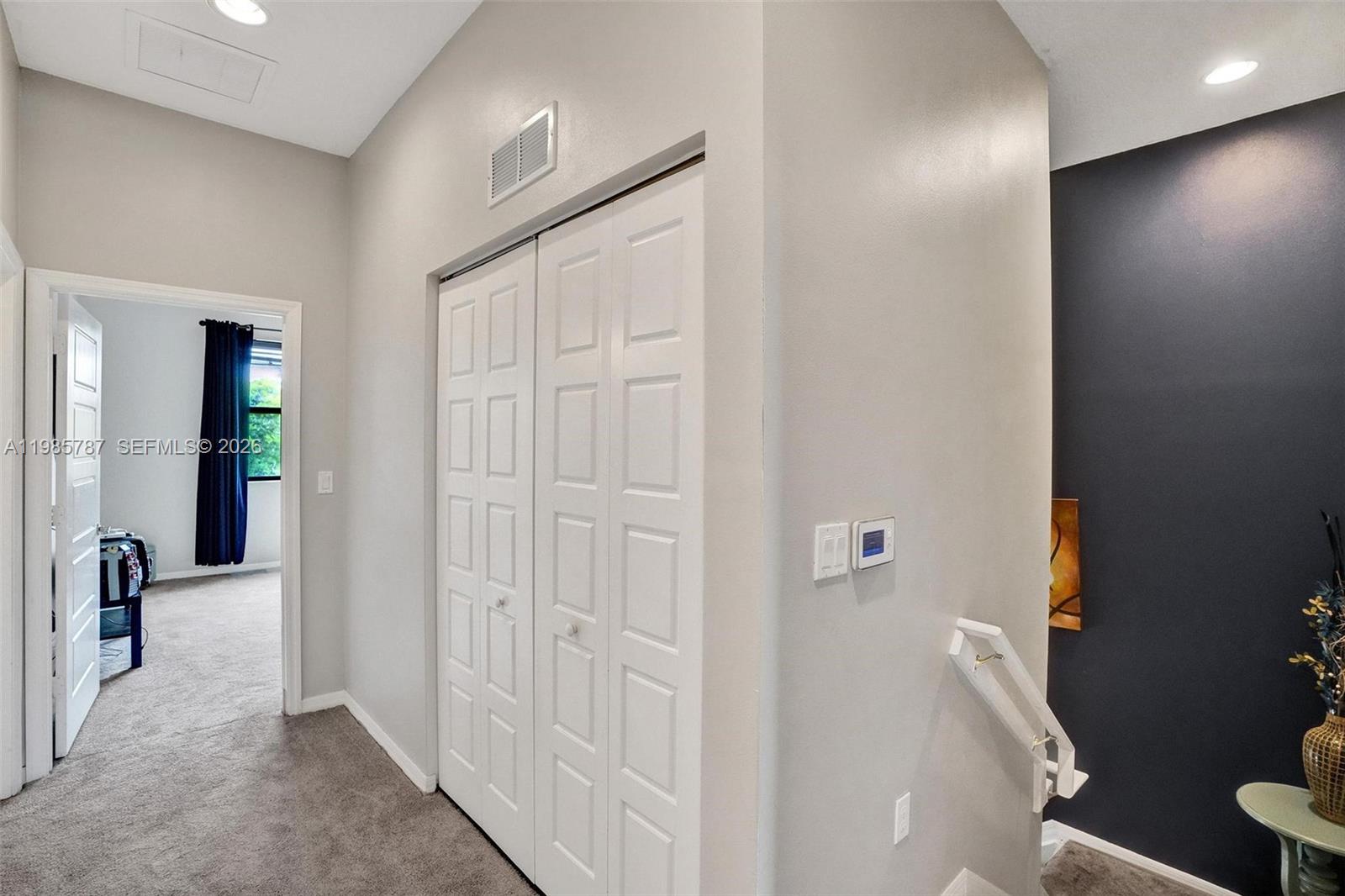 CHAMPION LAKES - Residential Lease