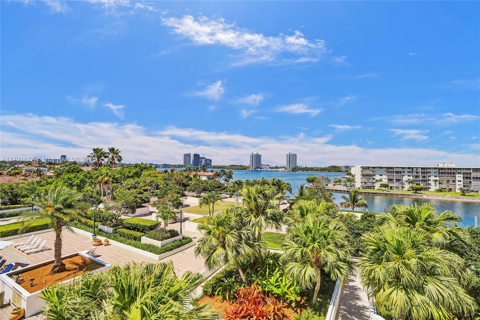 1000 ISL BLVD WILLIAMS IS - Residential