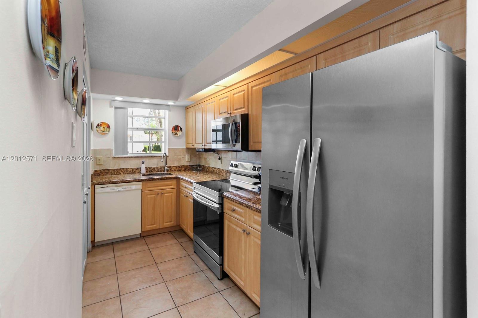 2281 SE 27th Dr 103-G