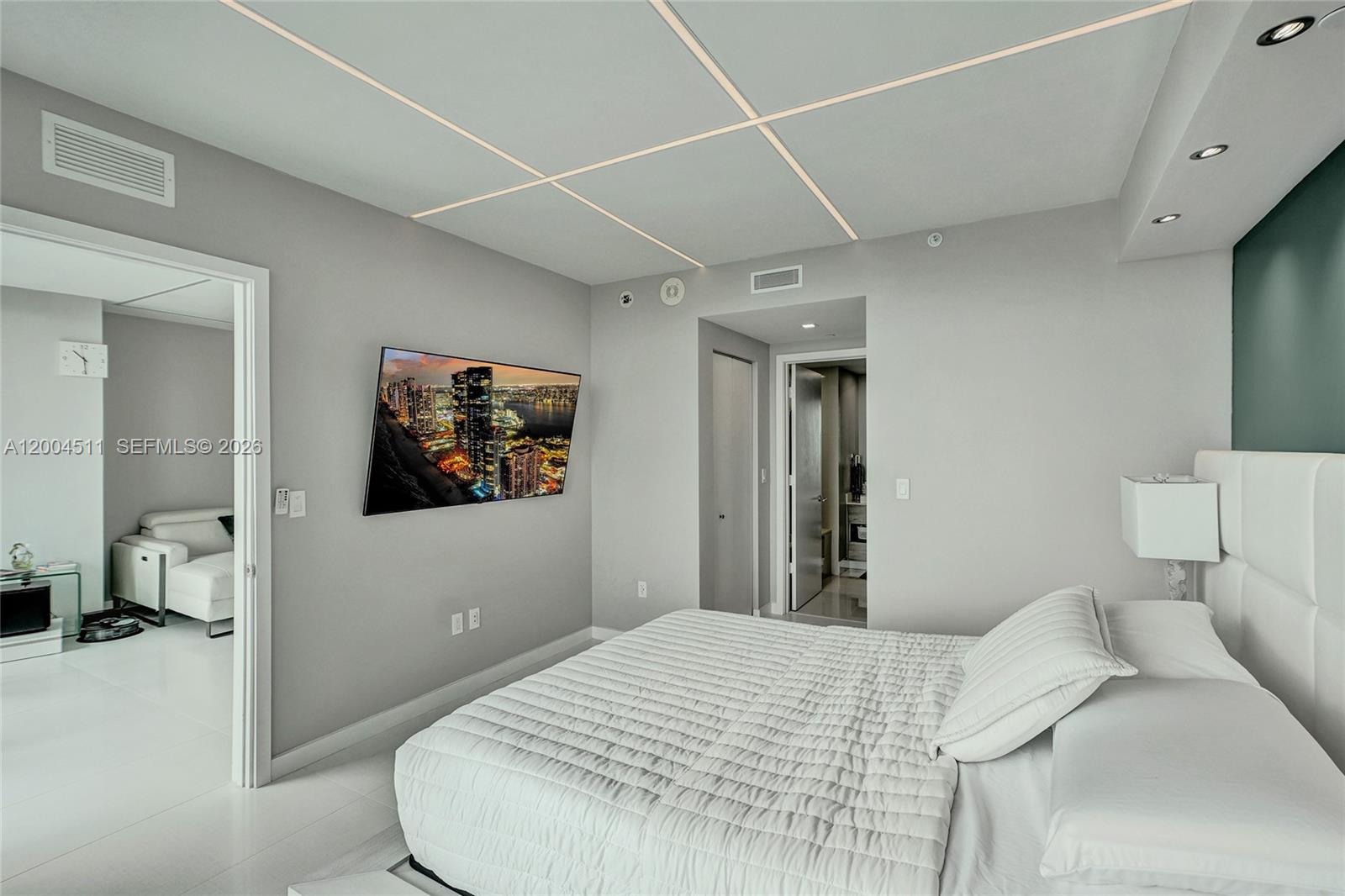 1300 S MIAMI AVENUE CONDO - Residential Lease