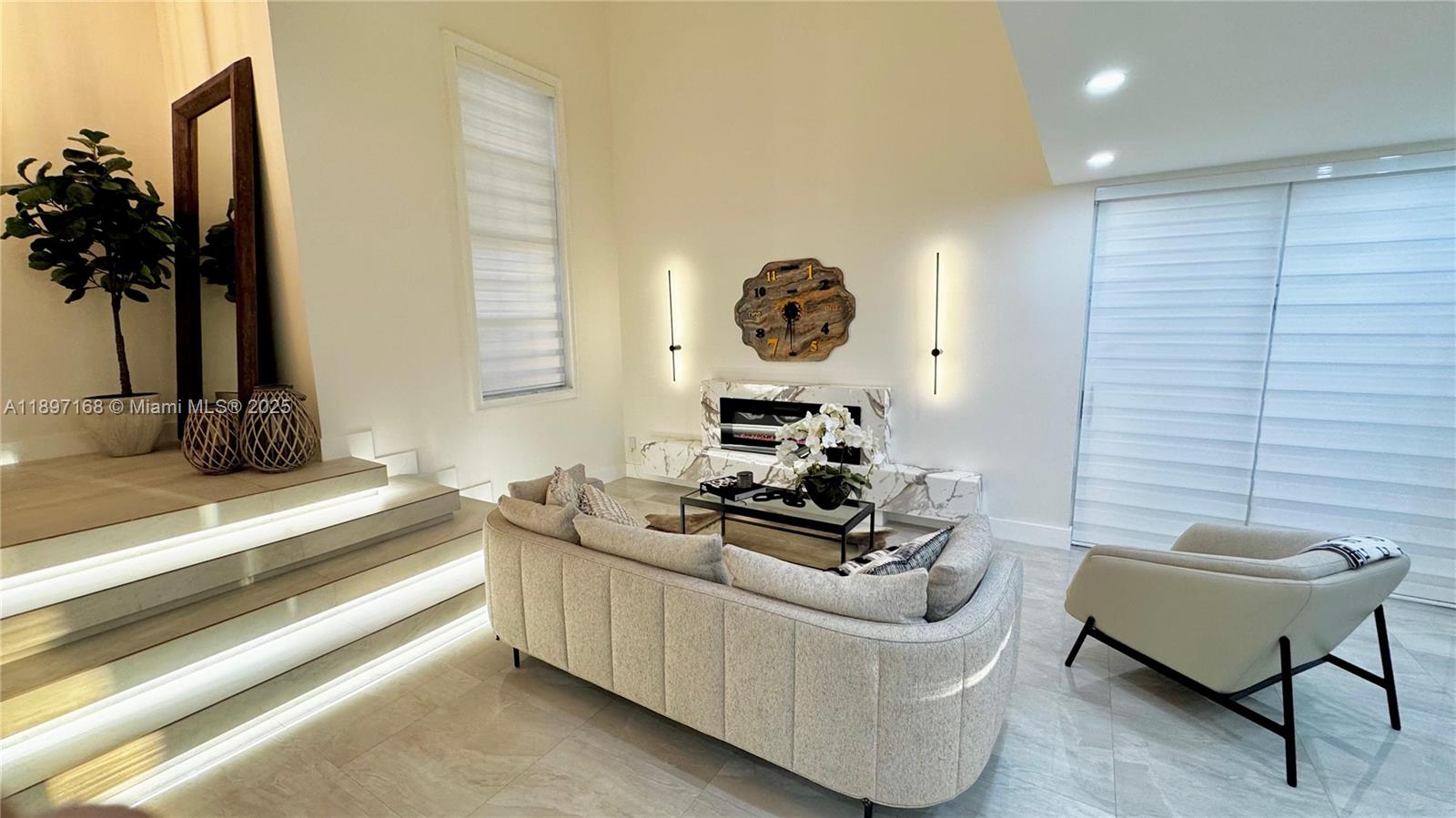 PEMBROKE LAKES SECTION EI - Residential