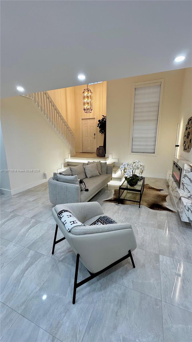 PEMBROKE LAKES SECTION EI - Residential