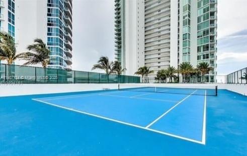 BISCAYNE BEACH CONDO - Residential Lease