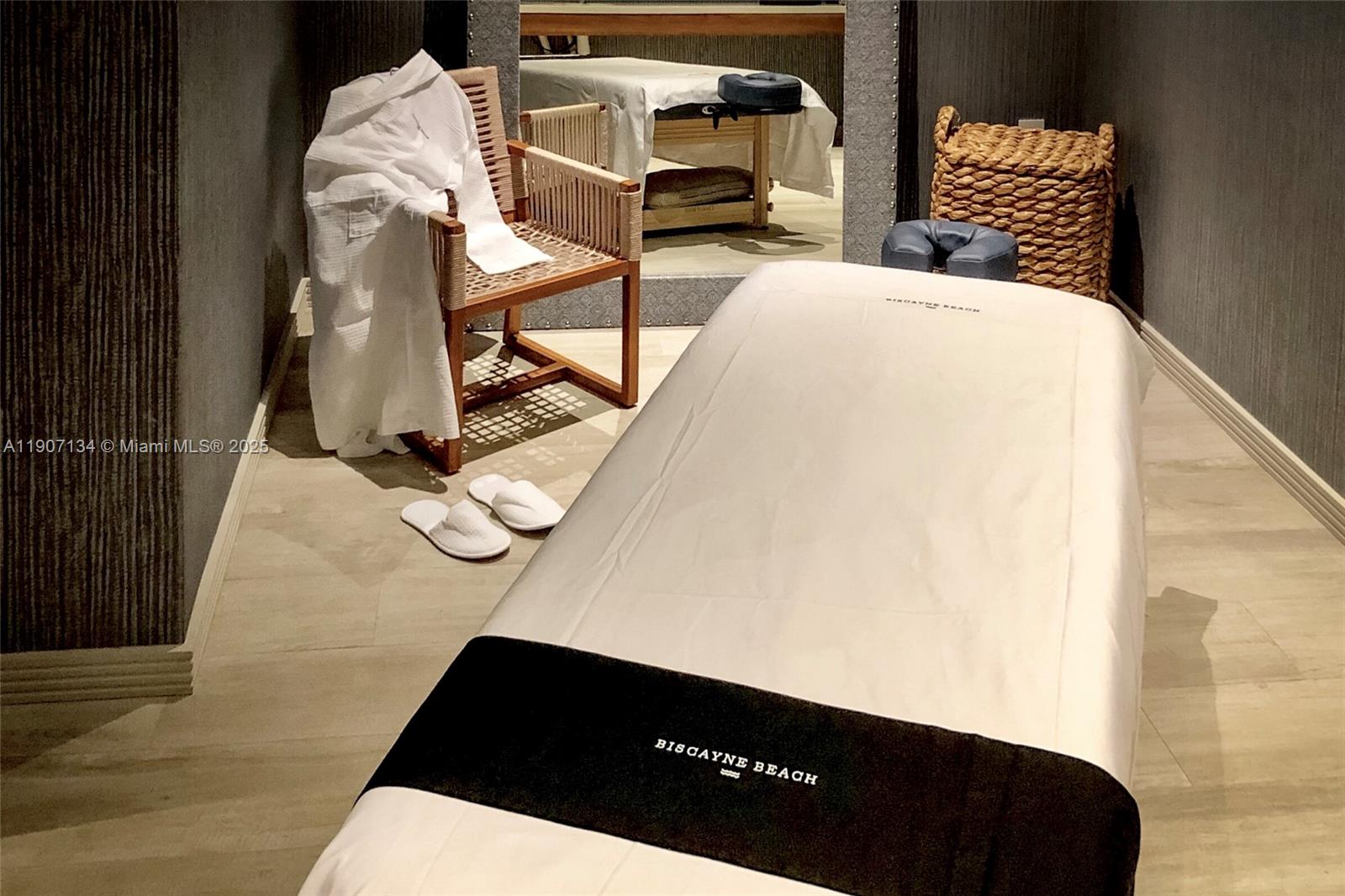 BISCAYNE BEACH CONDO - Residential Lease