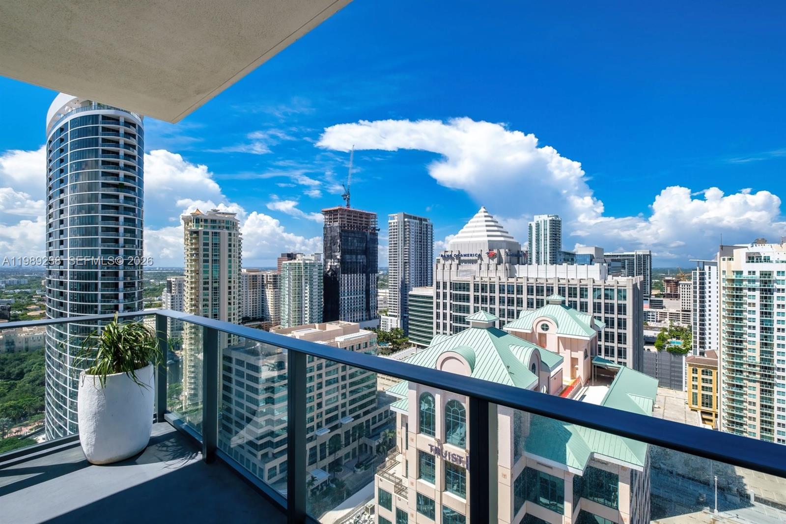 Veneto Las Olas - Residential Lease