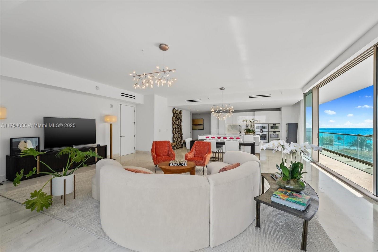 10201 Collins Ave 511