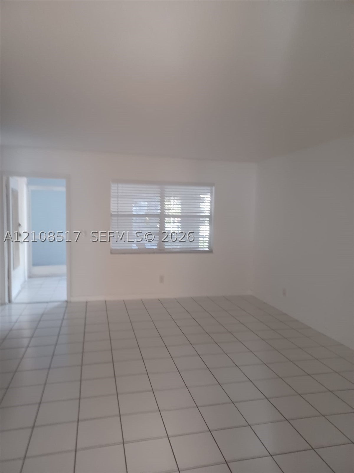 541 Blue Heron Dr 204