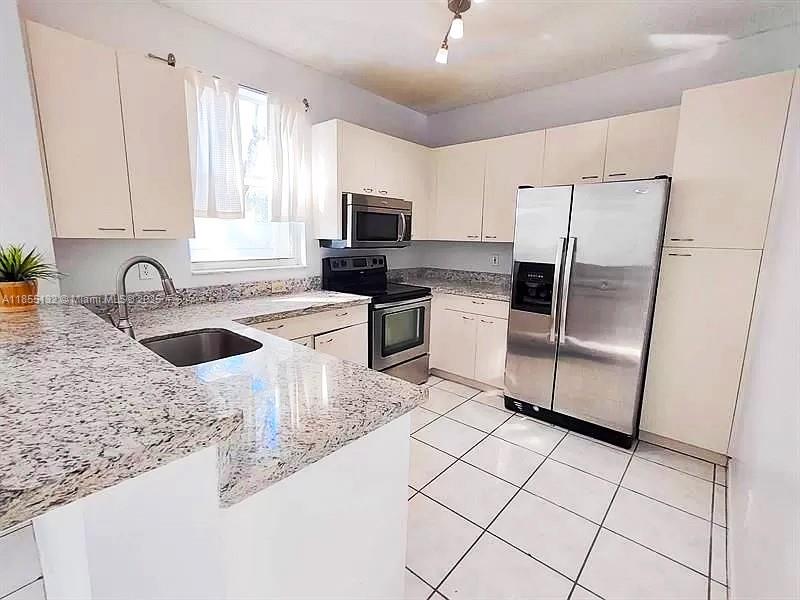 15472 NW 12th Ct