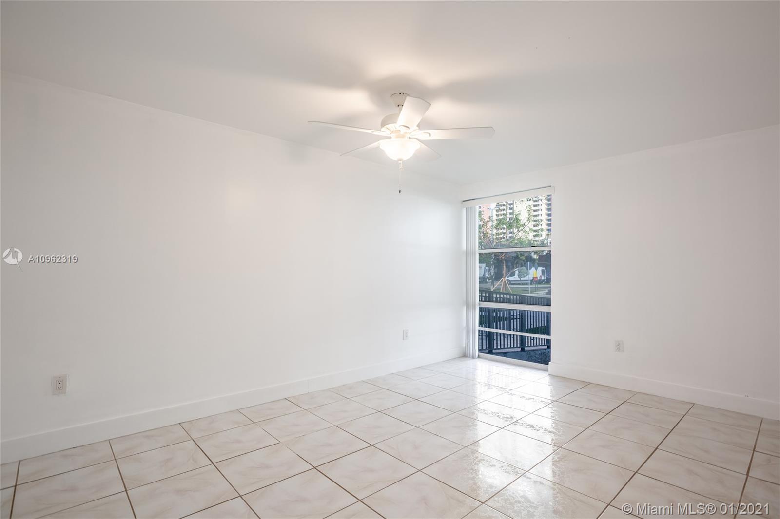 AVILA CONDO - Residential