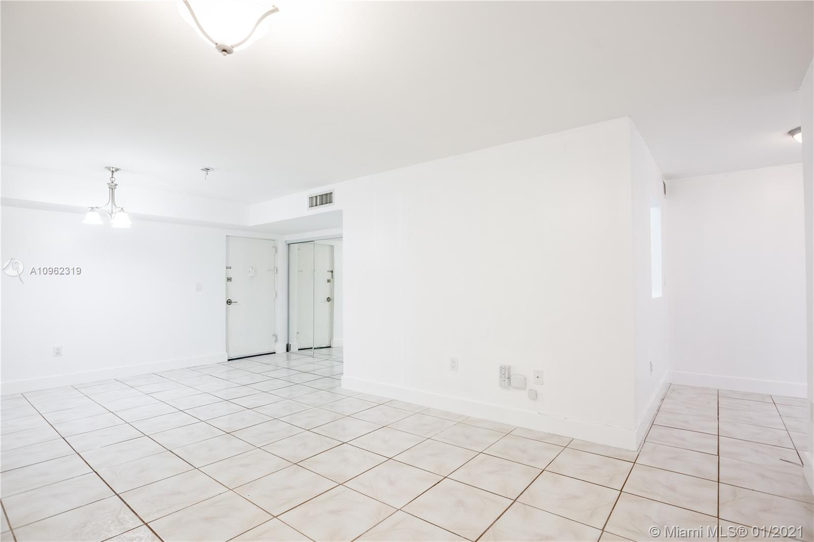 AVILA CONDO - Residential