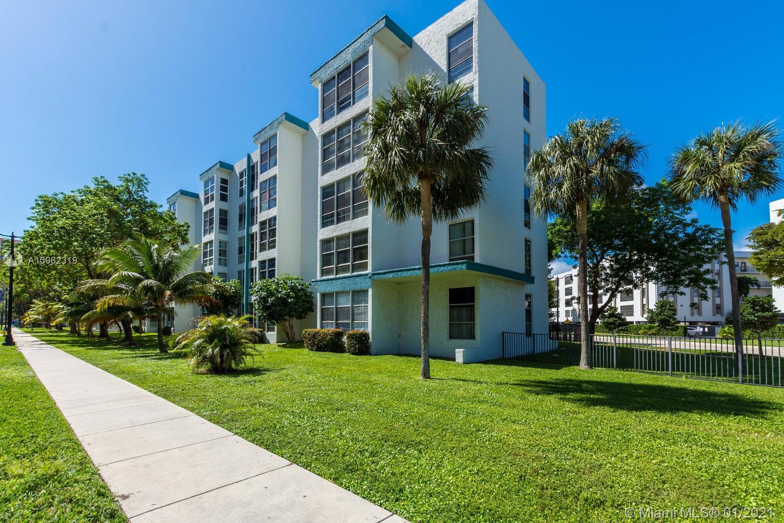 AVILA CONDO - Residential