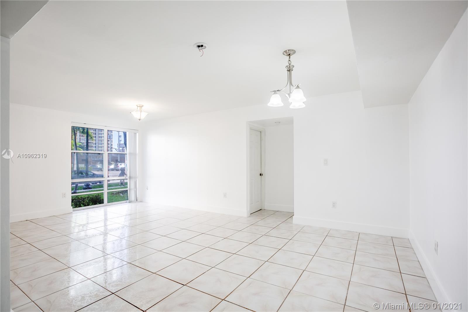 AVILA CONDO - Residential