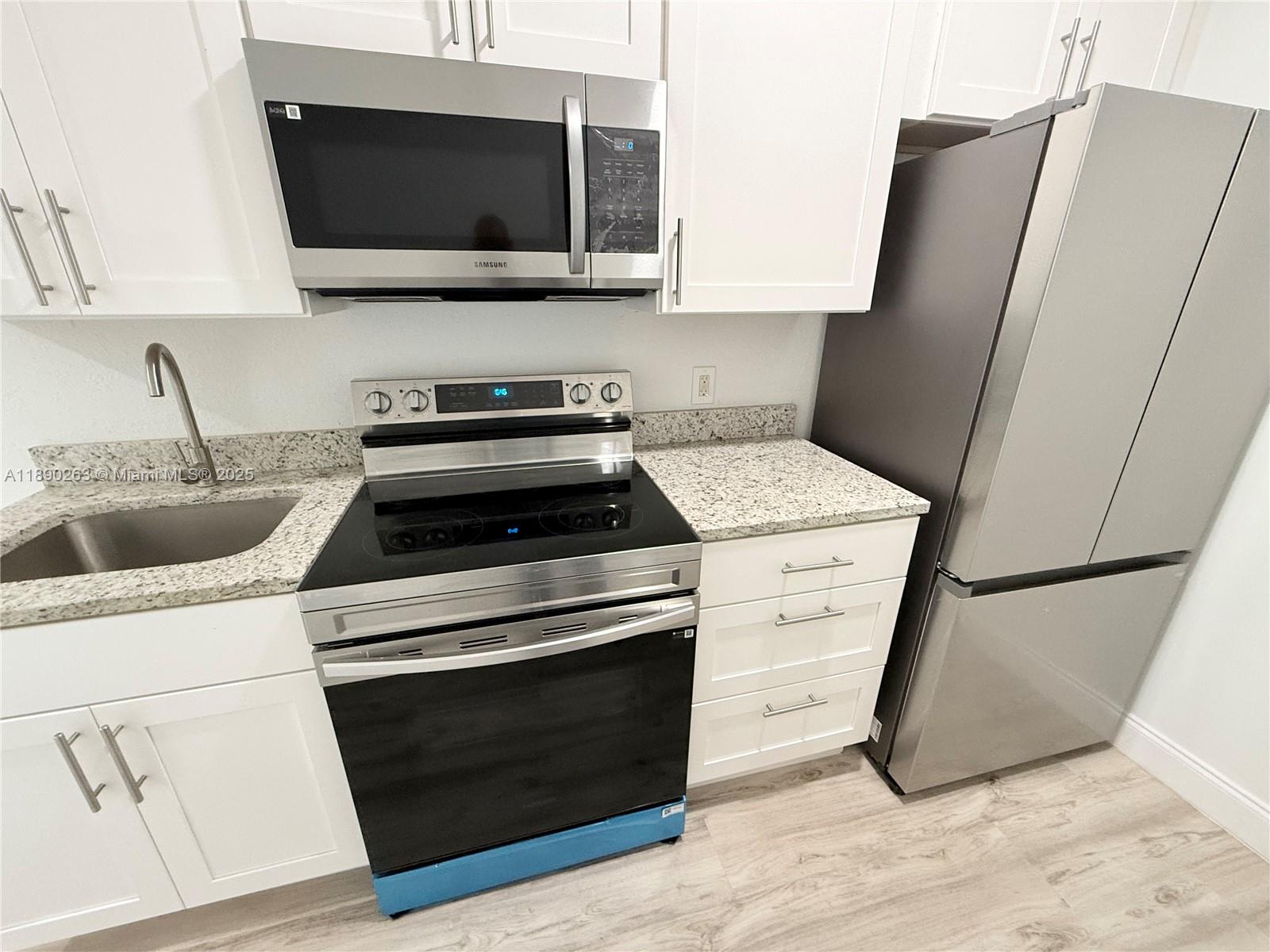 MILITARY HILL - Residential Lease