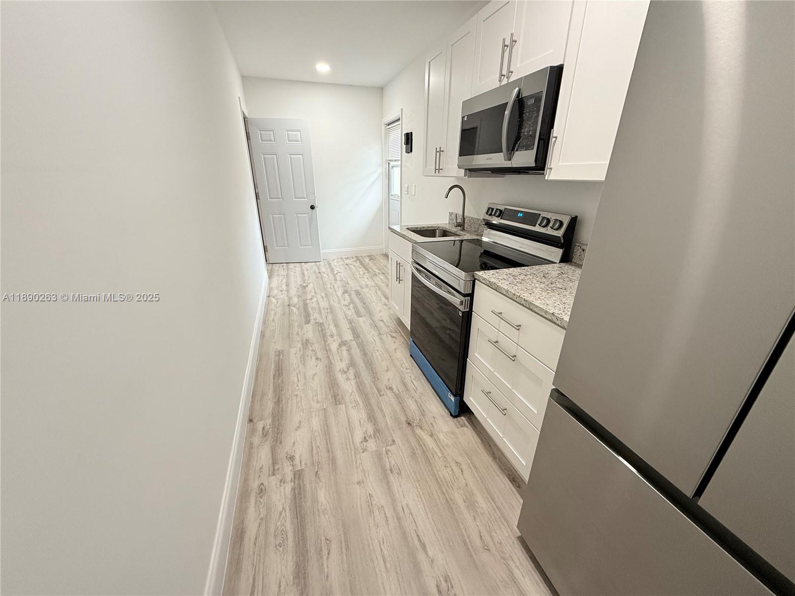 MILITARY HILL - Residential Lease