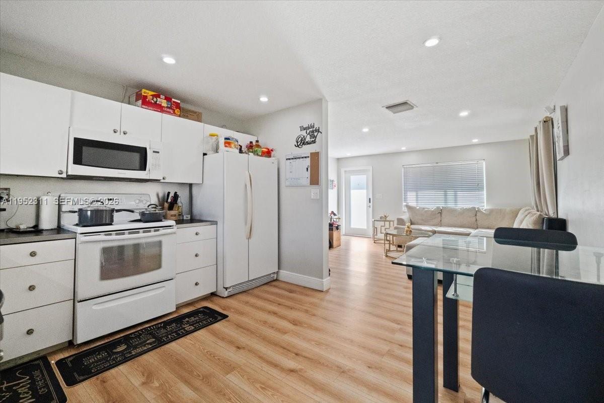 TAMARAC LAKES NORTH 3RD S - Residential