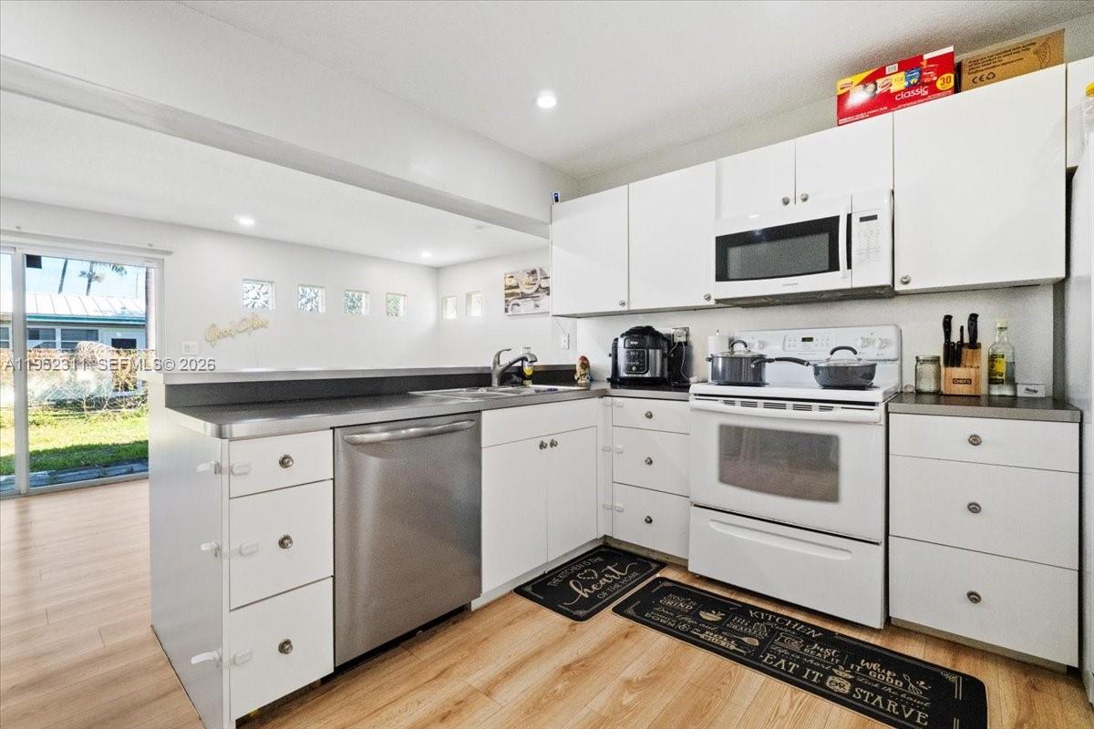 TAMARAC LAKES NORTH 3RD S - Residential