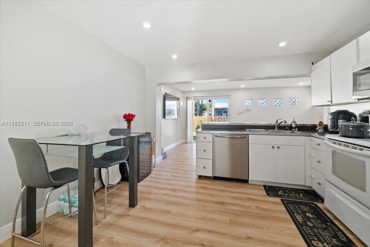 TAMARAC LAKES NORTH 3RD S - Residential