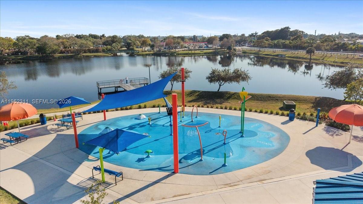 TAMARAC LAKES NORTH 3RD S - Residential