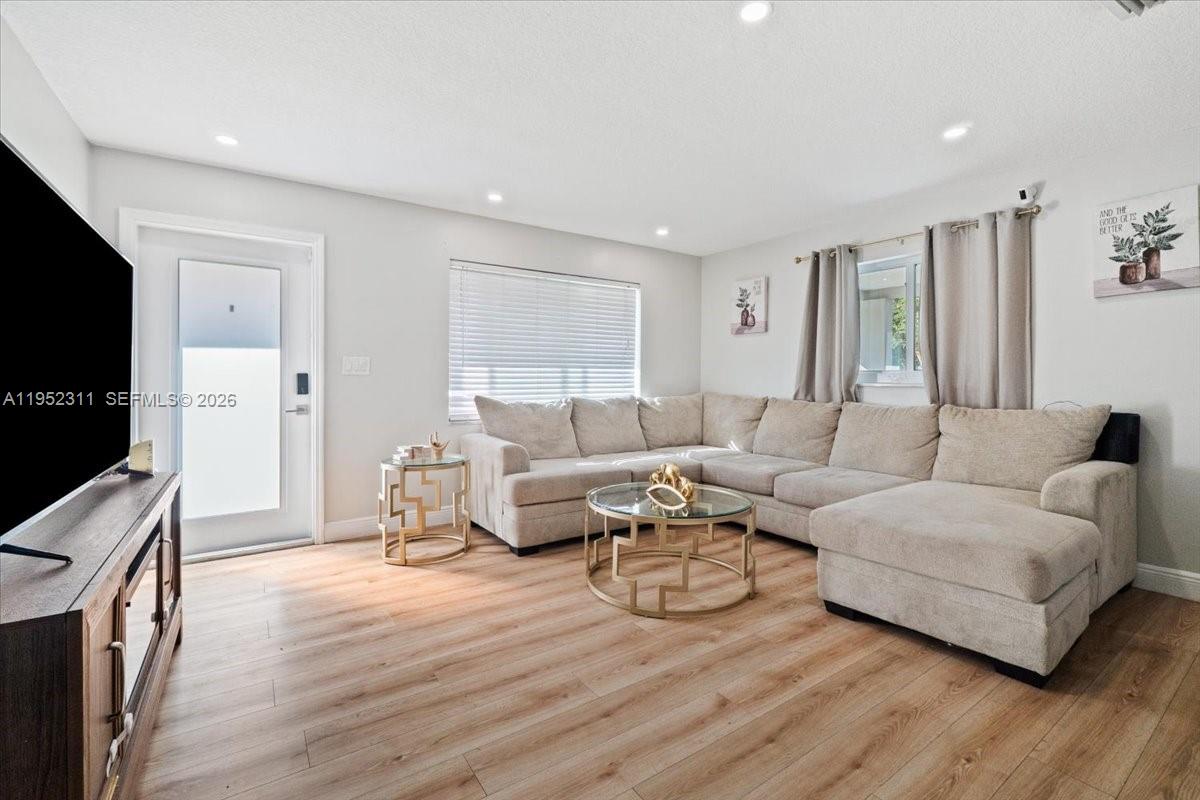 TAMARAC LAKES NORTH 3RD S - Residential