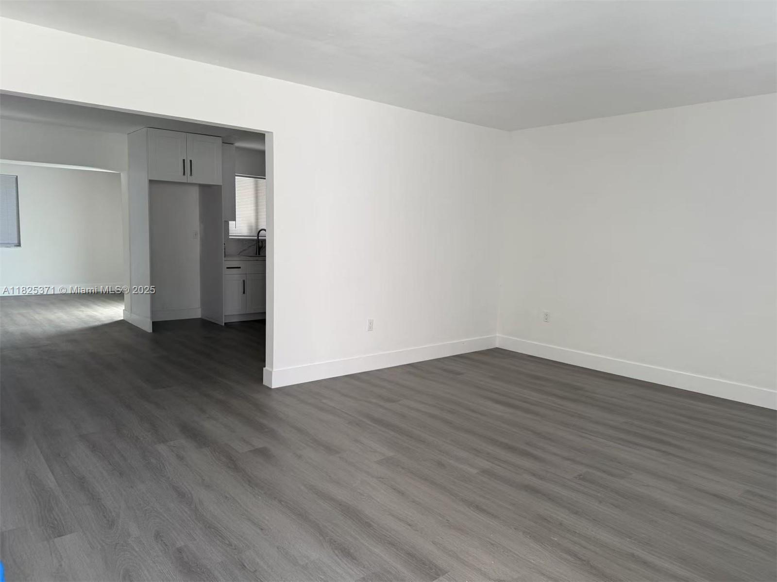 366 NE 163rd St, Miami, FL, 33162/$499,000 1 366 NE 163rd St