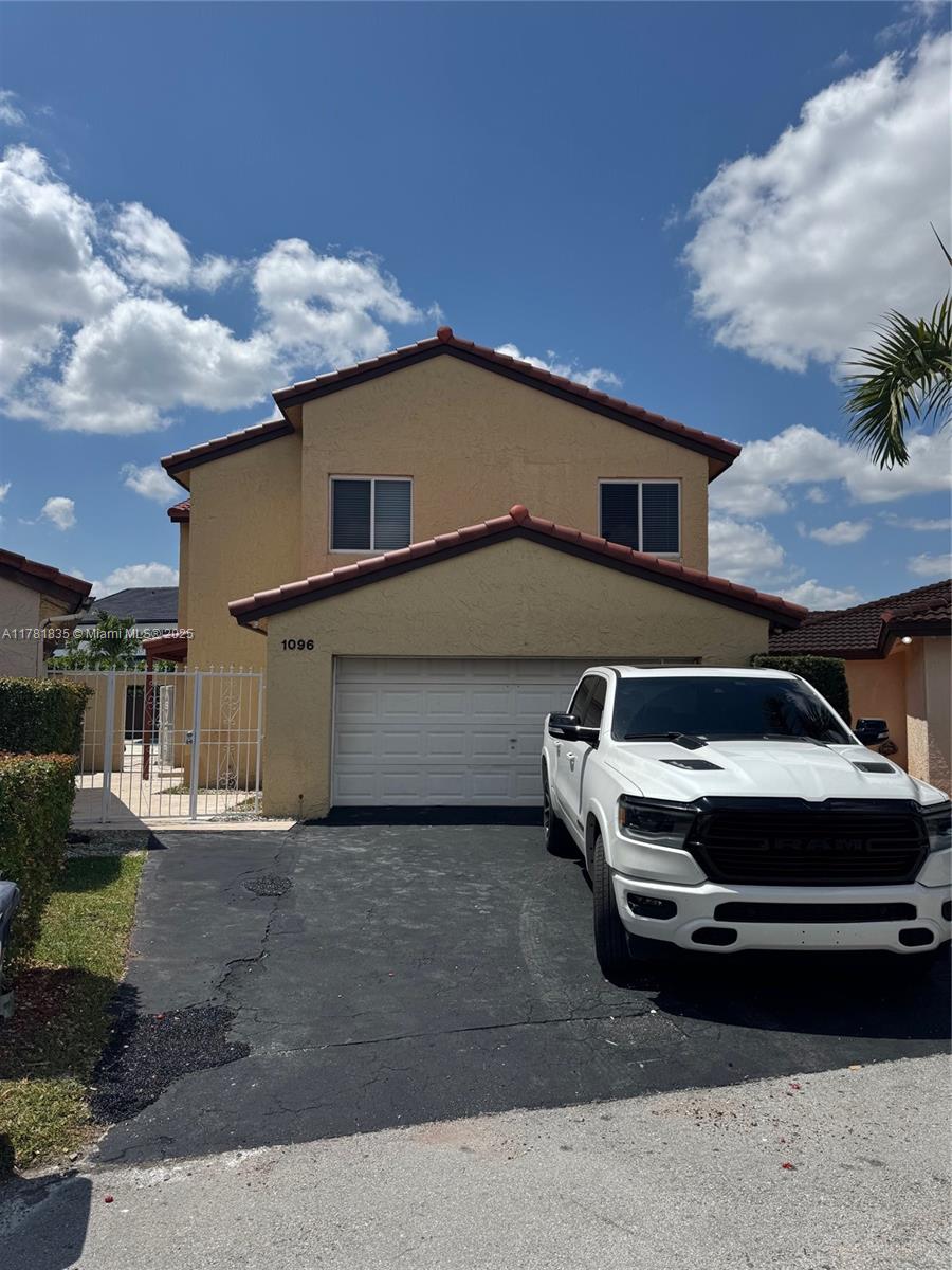 Rental Property at 1096 Sw 134th Ct 1096, Miami, Broward County, Florida - Bedrooms: 5 
Bathrooms: 3  - $4,500 MO.
