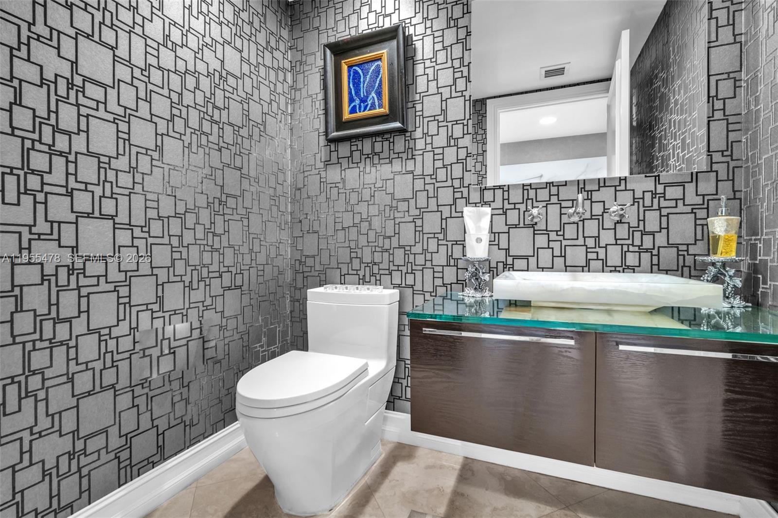 LAS OLAS RIVER HOUSE COND - Residential