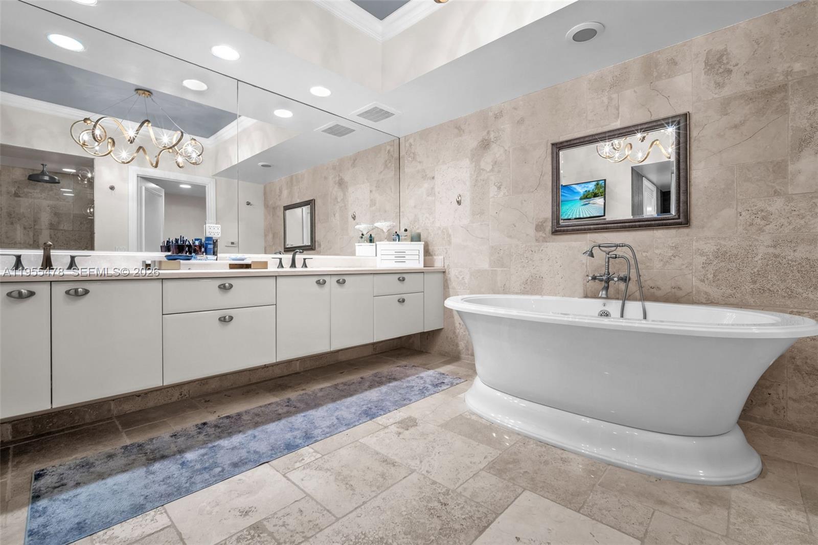 LAS OLAS RIVER HOUSE COND - Residential