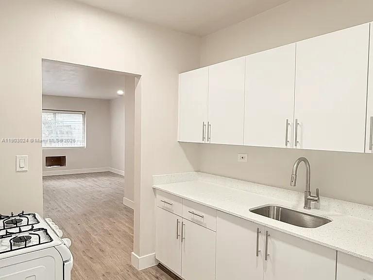 LINCOLN SUB - Residential Lease