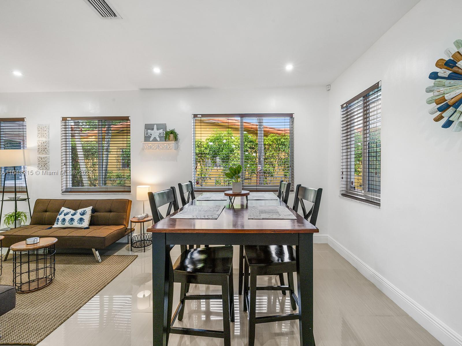 CORAL GABLES COUNTRY CLUB - Residential