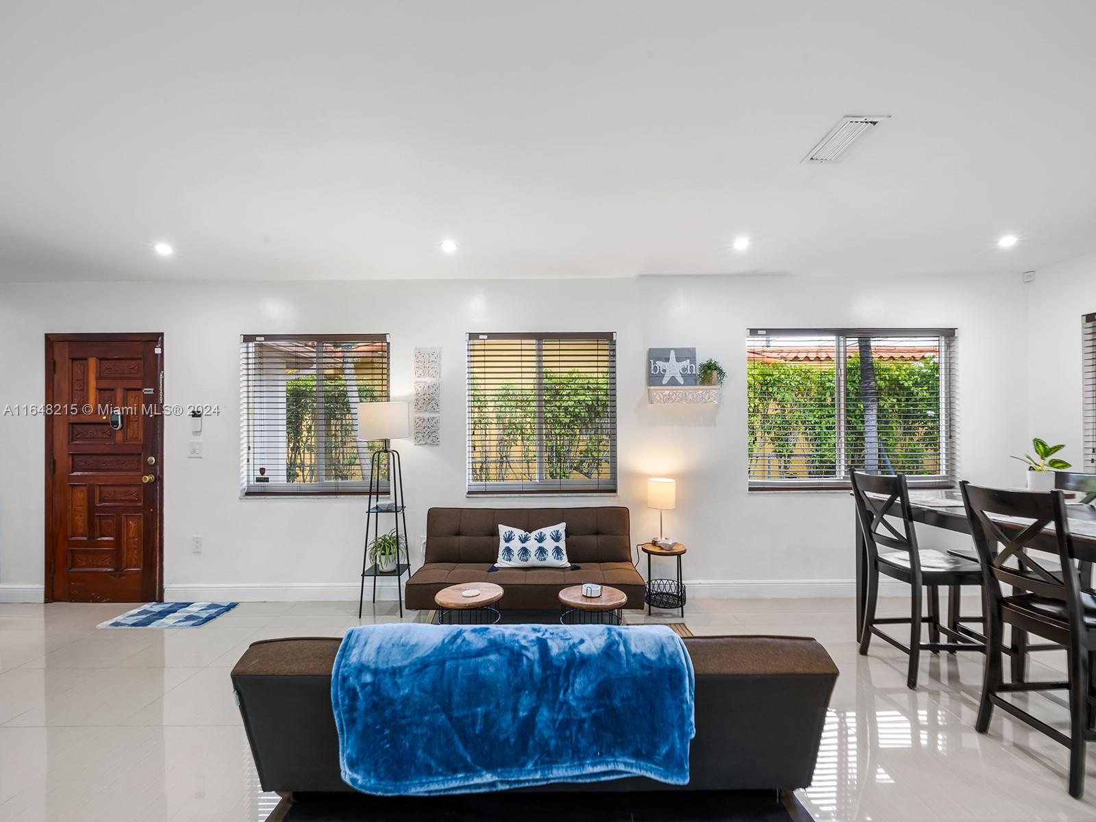 CORAL GABLES COUNTRY CLUB - Residential