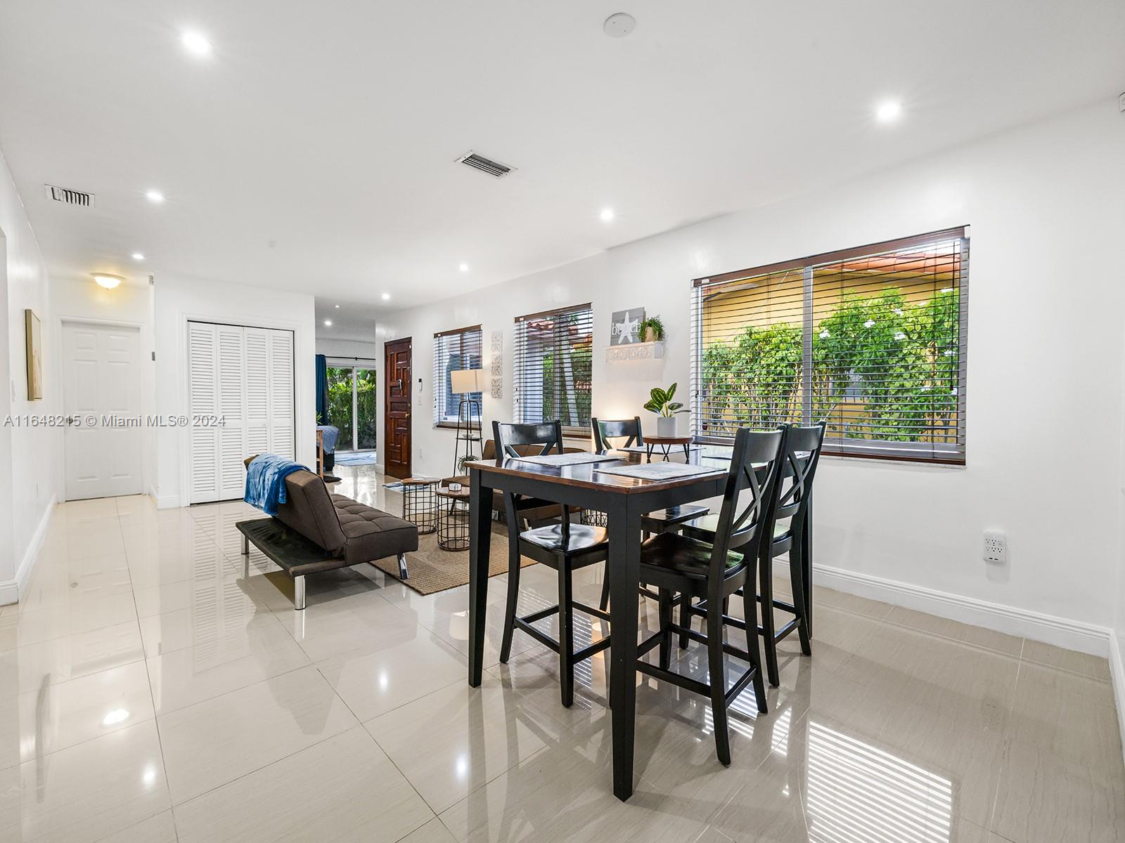 CORAL GABLES COUNTRY CLUB - Residential