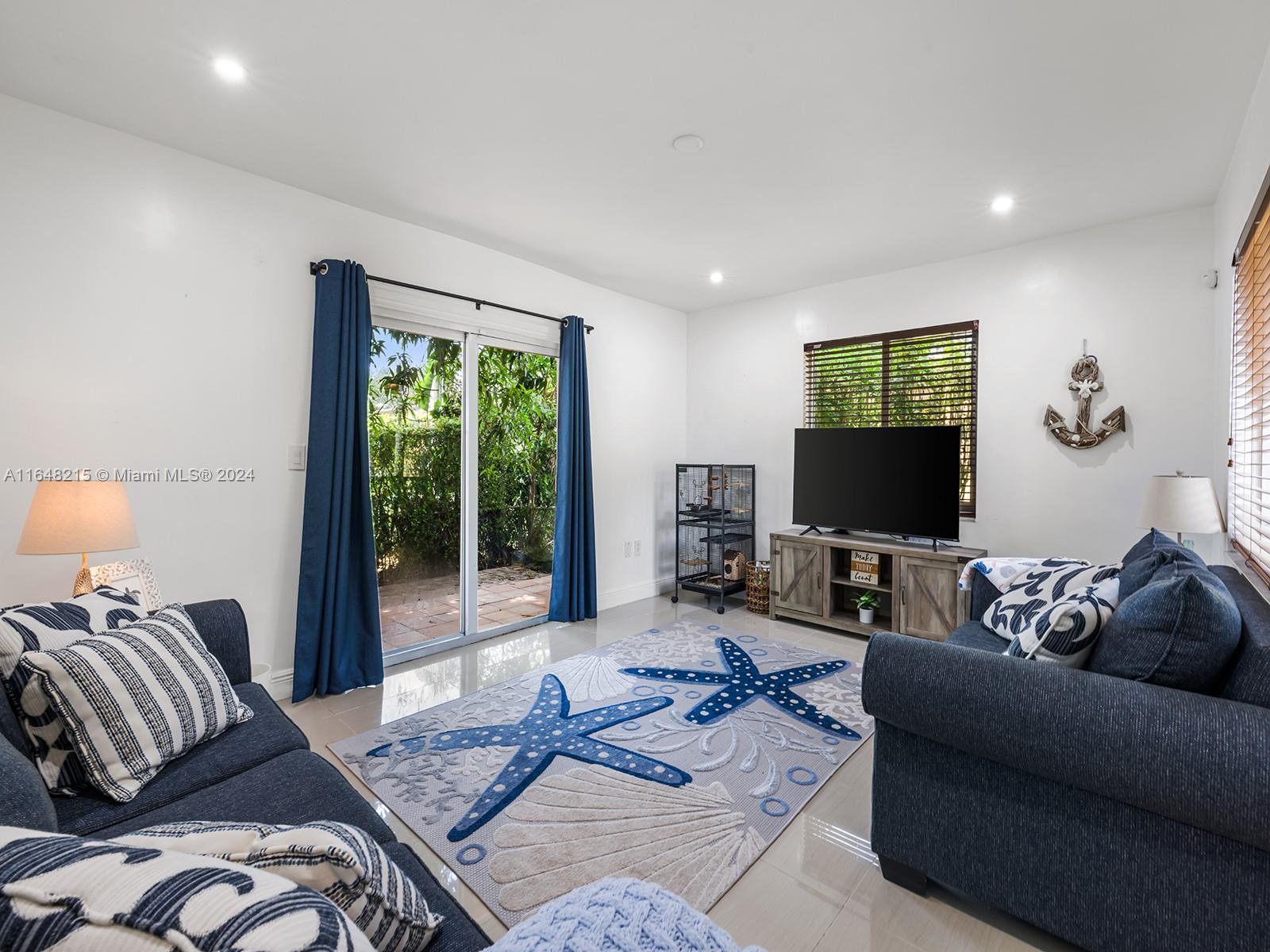 CORAL GABLES COUNTRY CLUB - Residential