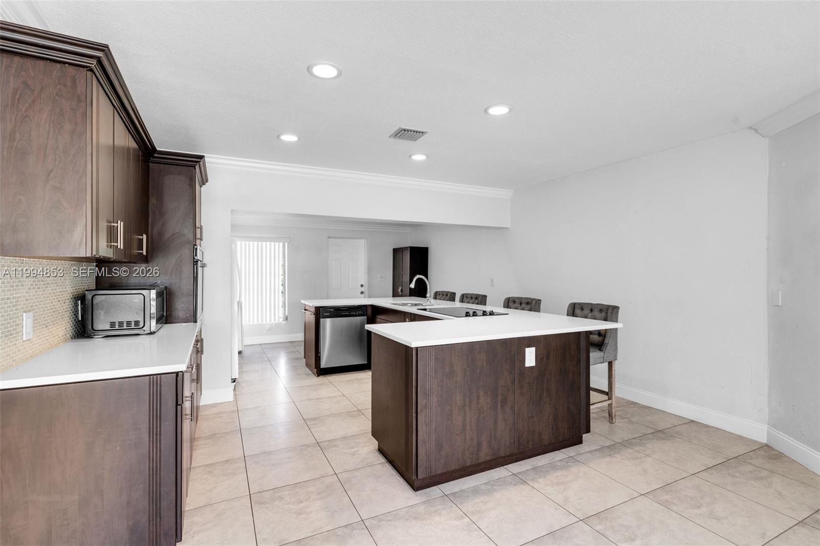 CORAL SPRINGS VILLAGE GRE - Residential